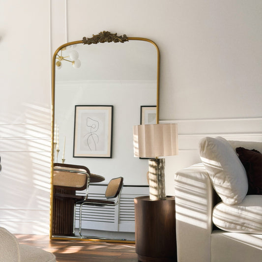 Gebogen Spiegel Amélia Groot Formaat – Antiek Goudkleurig Metaal (186 x 100 cm)